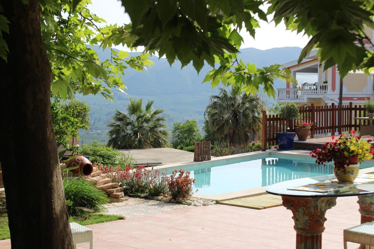 Villa Pigi Méson Yerakaríon Екстериор снимка
