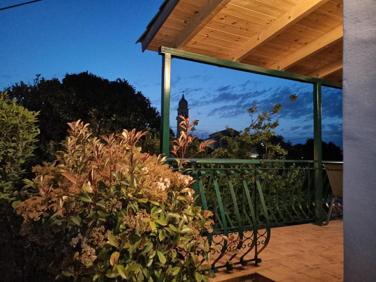 Villa Pigi Méson Yerakaríon Екстериор снимка